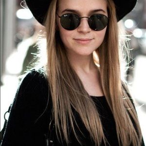 Ray-Ban Round Metal Sunglasses